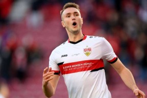 九游全站-集结日突围战来临，斯图加特围绕国王杯队长鼓劲，底气十足，赛季目标并未改变(德国杯斯图加特凯泽斯劳滕视频)