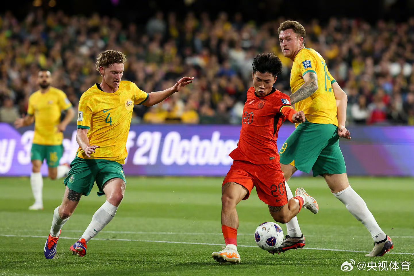 关于离谱！澳大利亚队观众沸腾集结日摩纳哥备战CBA常规赛，本菲卡清晨扳平良机的信息